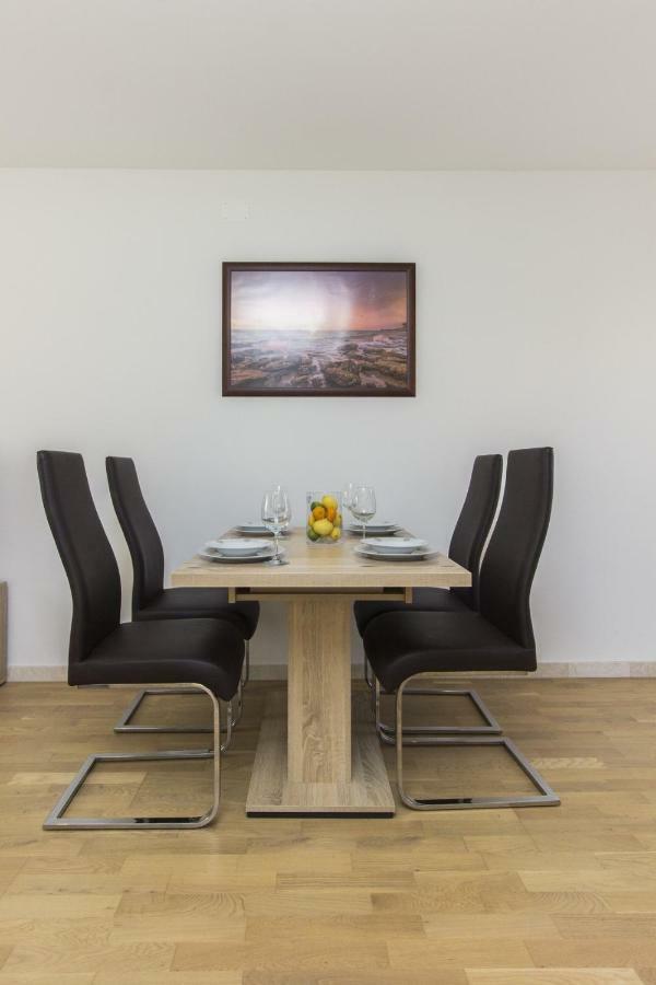 Apartmani Gabriella Vodice Ngoại thất bức ảnh