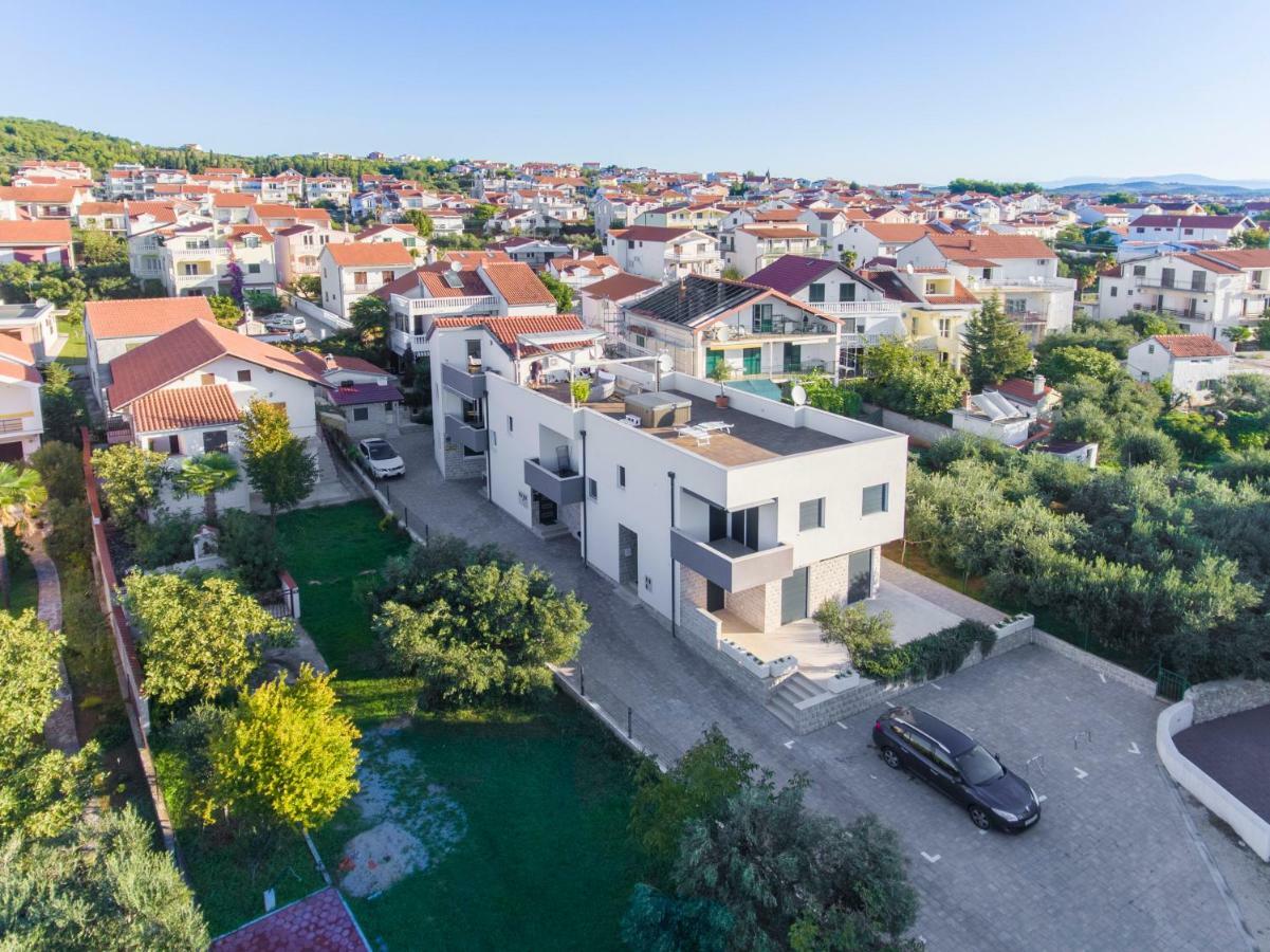 Apartmani Gabriella Vodice Ngoại thất bức ảnh
